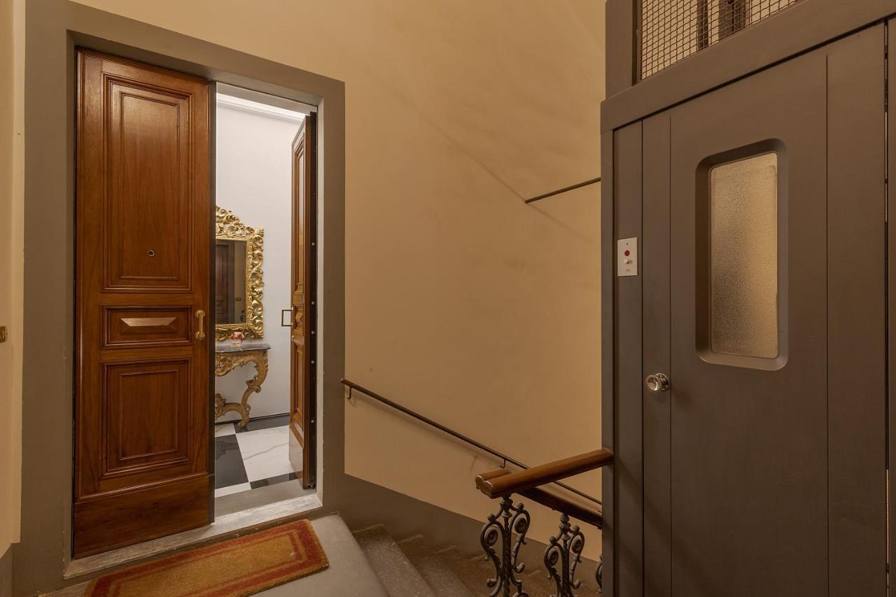 Cavour 83 Prestige House By 360Rentals ฟลอเรนซ์ ภายนอก รูปภาพ